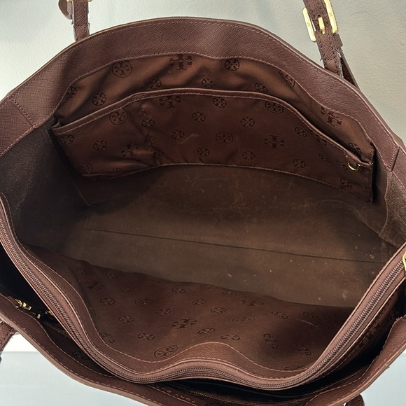 🍂🤎👜Tory Burch Brown Saffiano Large leather tote - Picture 5 of 15